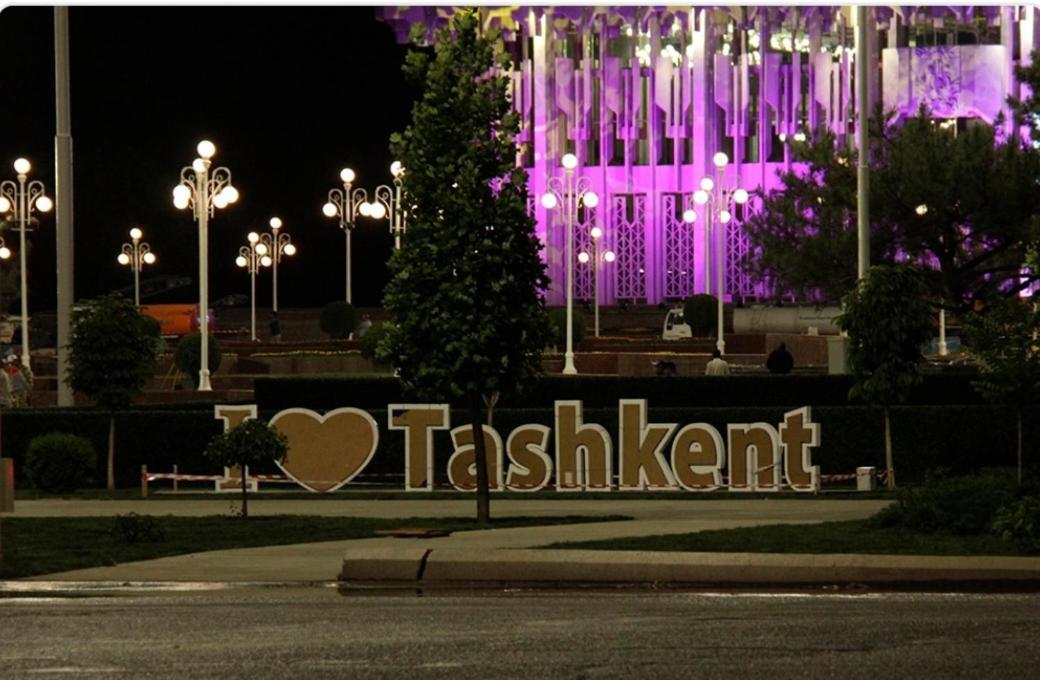 Apartment «Семья» Tasjkent Buitenkant foto